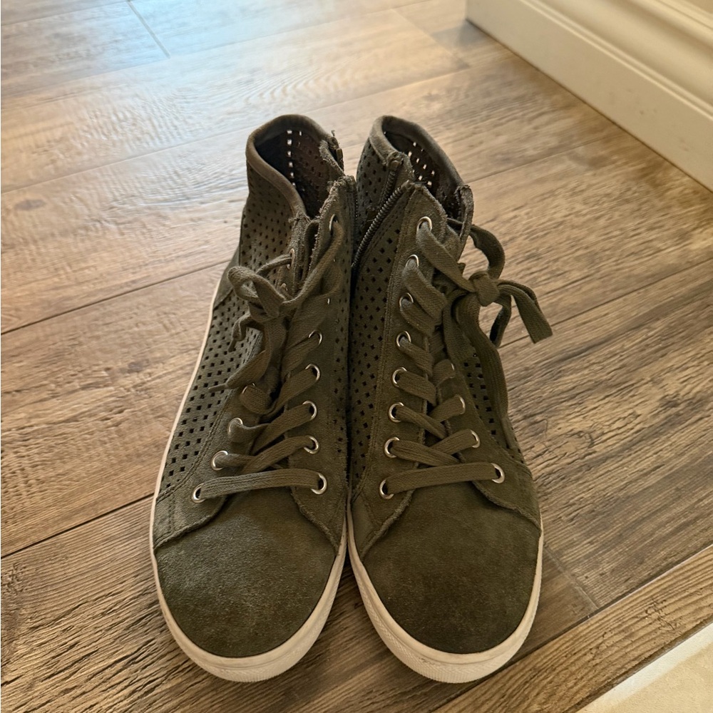 Steve Madden Khaki Perforated Sneakers